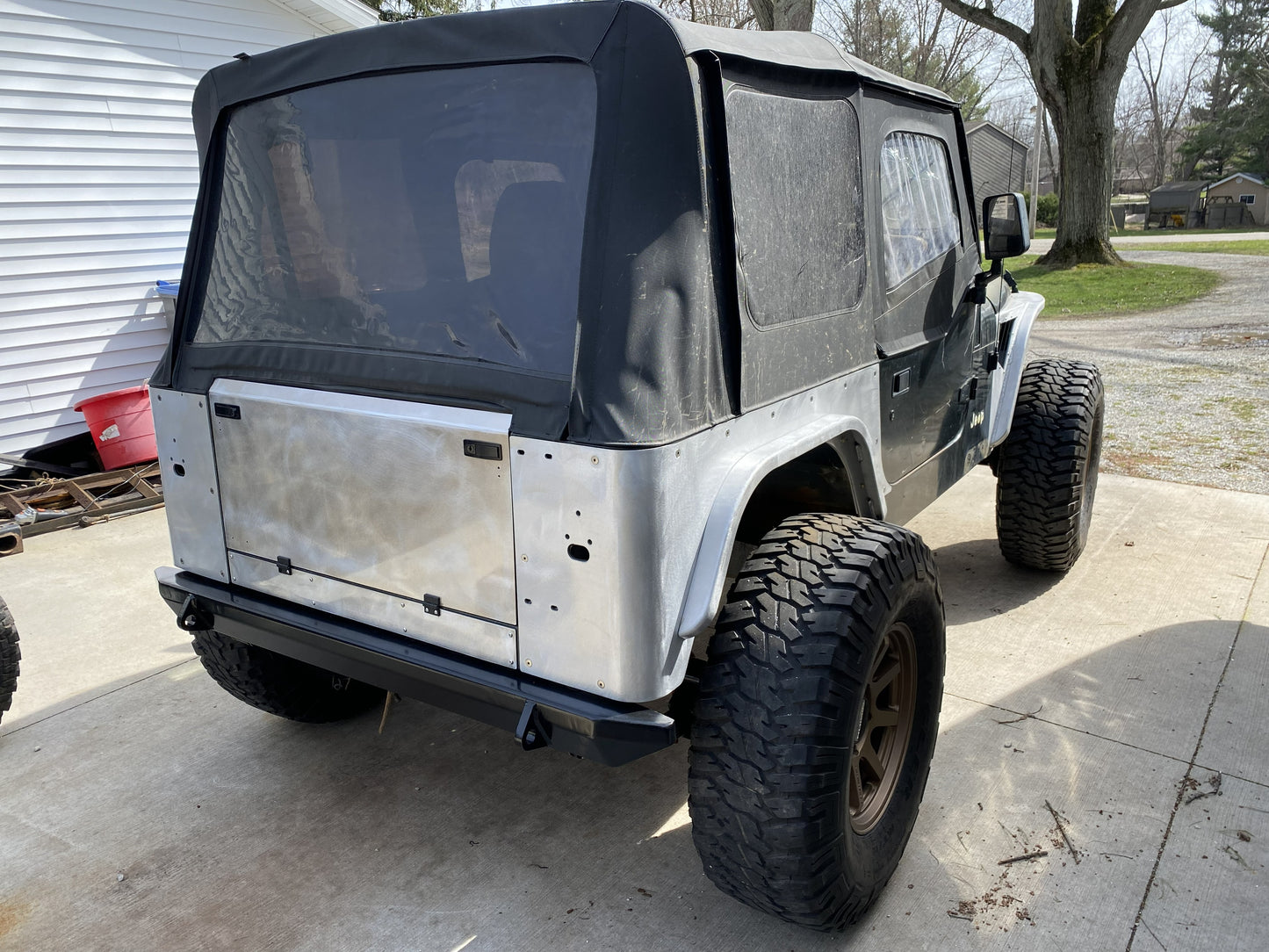87-06 YJ TJ LJ Stage 1 Rear Rock Bumper