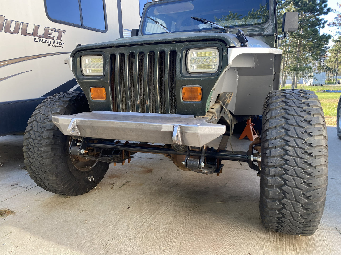 87-06 YJ TJ LJ Stage 2 Steel Mid-Width Front Bumper